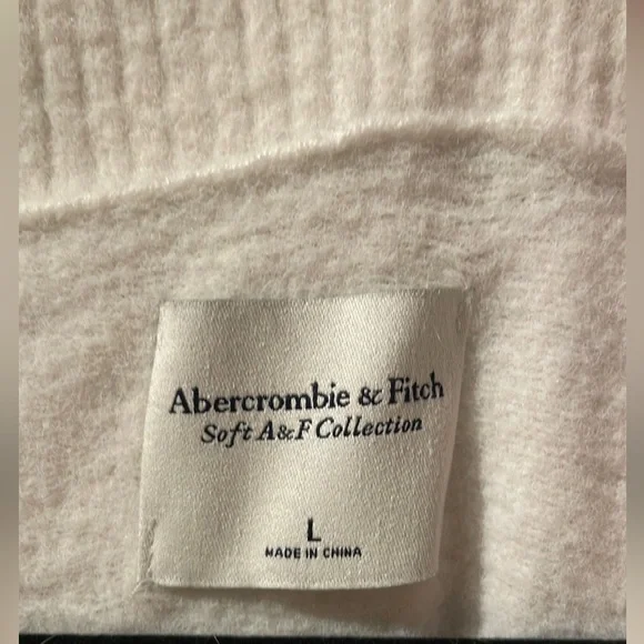 Abercrombie & Fitch white vest - Picture 2 of 2